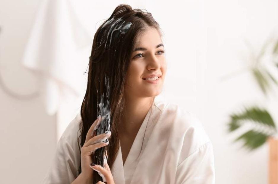 how to moisturize the hair